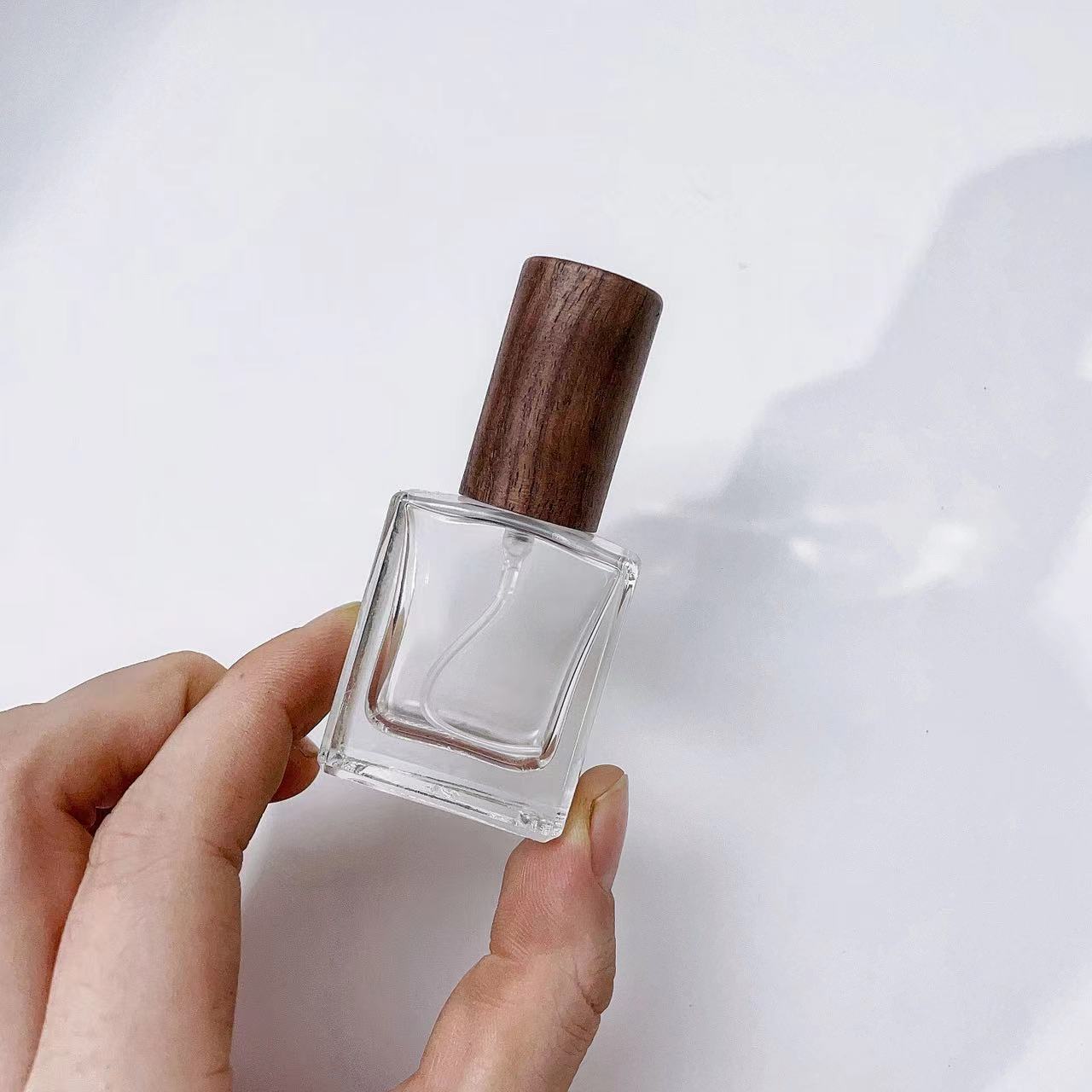 10ml Transparent Thick Glass P - Oud Perfume Spray recension och pris